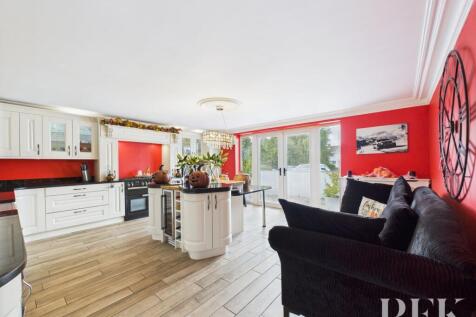 Kitchen/Family Room