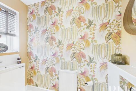 Cloakroom/WC