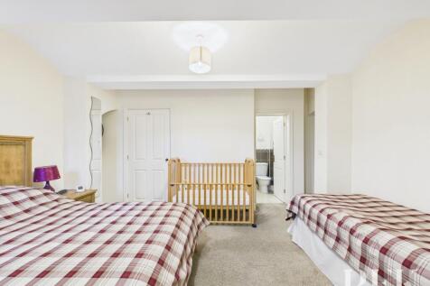 Lower ground floor bedroom 5