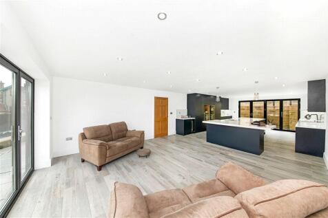 Kitchen Living Area