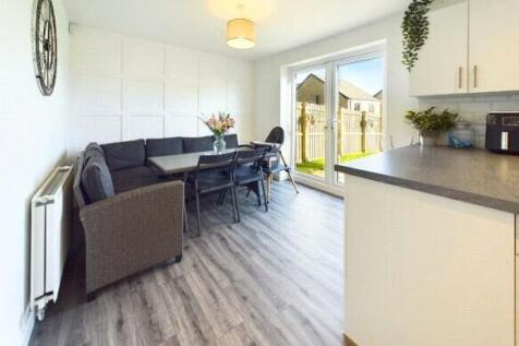Kitchen Dining Area