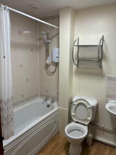Flat 2 Mary Rose House 4.jpg