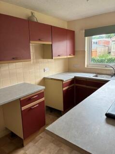 Flat 2 Mary Rose House 5.jpg