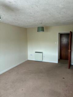 Flat 2 Mary Rose House 6.jpg