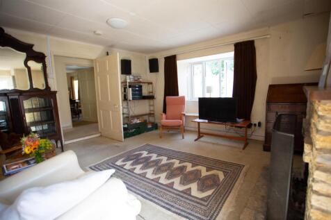 Sitting Room.jpg