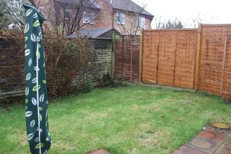 22 Bonds Close 011.jpg