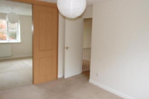 22 Bonds Close 034.jpg