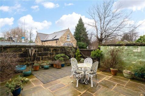 Rear Courtyard