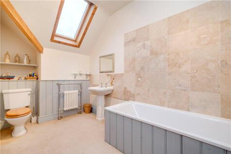 2nd Bathroom