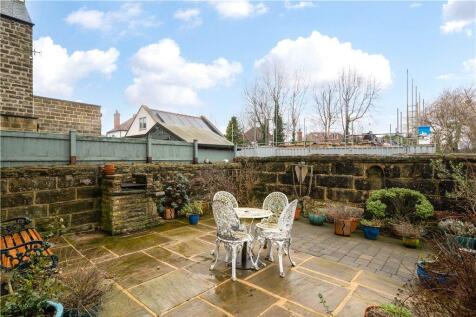 Rear Courtyard