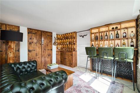 Bar/Snug