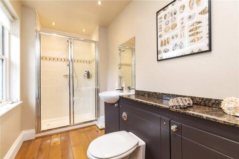 Bed 2 En-Suite