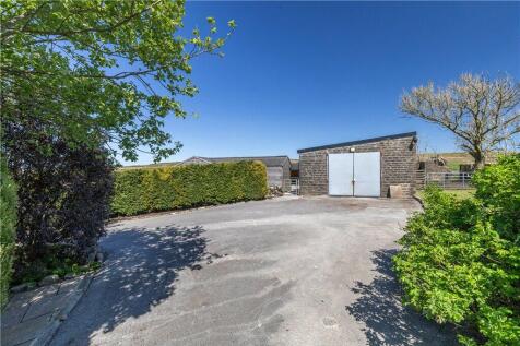Driveway/Garage