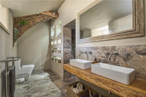 Master Ensuite