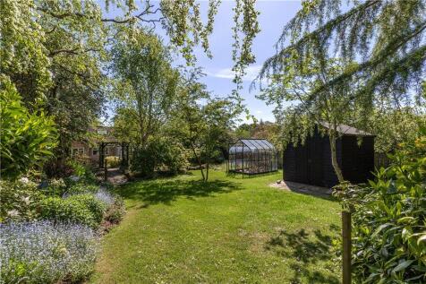 Lawned Garden