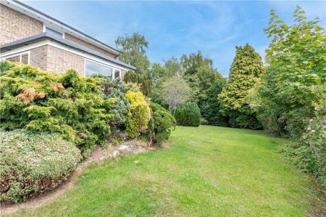 Lawned Garden