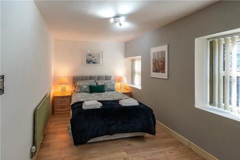 102 Bedroom