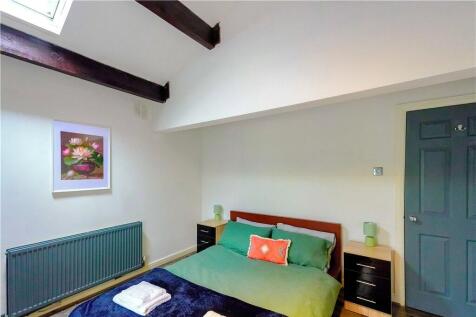 102a Bedroom