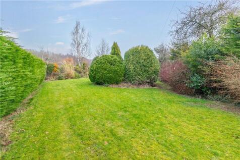 Extensive Grounds
