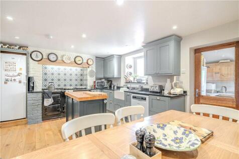 Dining/Kitchen