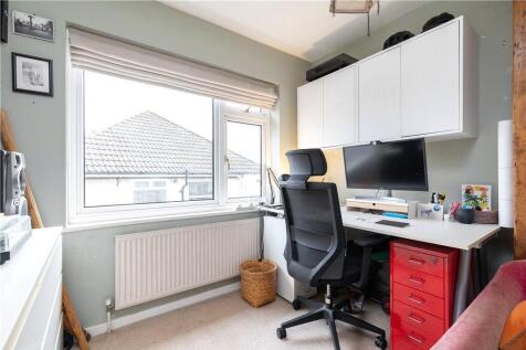 Bedroom/Study