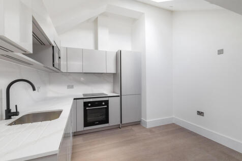 Fitted Kitchen