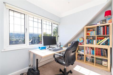 Study / Bedroom 6