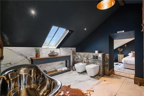 Ensuite Bathroom