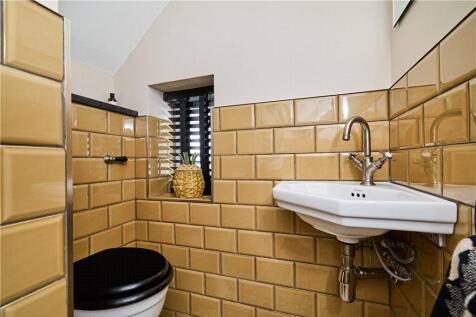 Cloakroom Wc