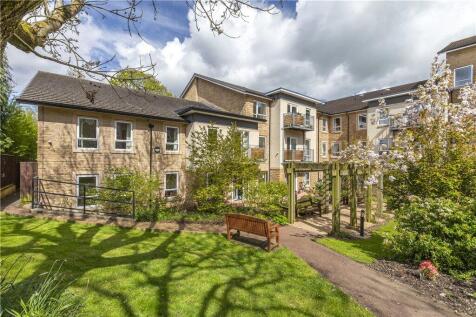 Emmandjay Court