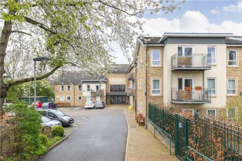 Emmandjay Court