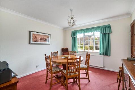 Dining / Bed 3