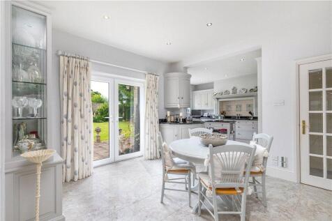 Breakfast Room