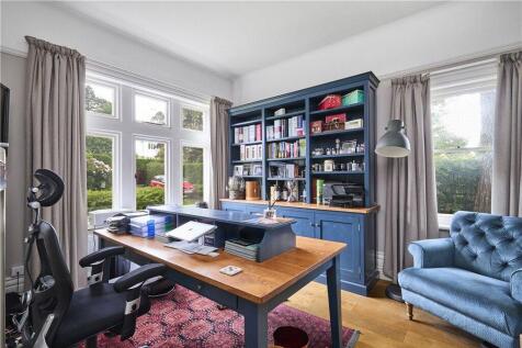 Study / Snug