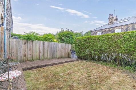 Lawned Garden