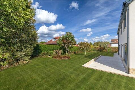 Lawned Garden