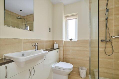 Bedroom 2 Ensuite
