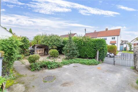 Front Garden & Drive