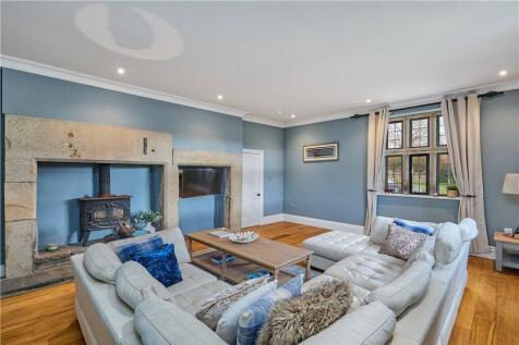 EW Living Room