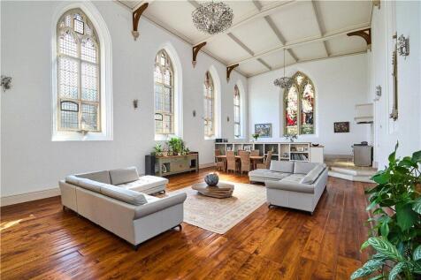Stunning Hall