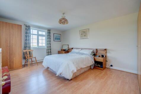 Princiapl Bedroom