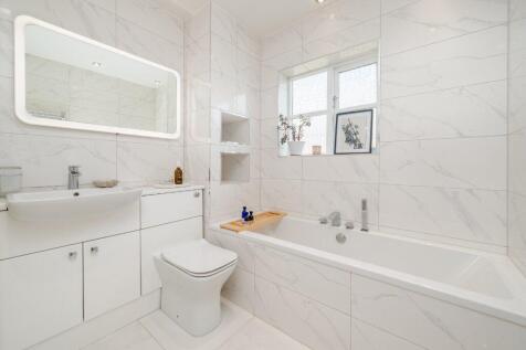 Modern Bathroom