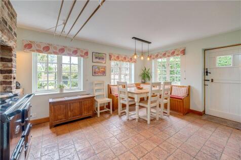 Breakfast Room