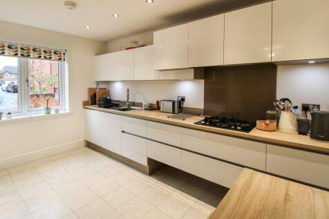 Contemporary Kitchen