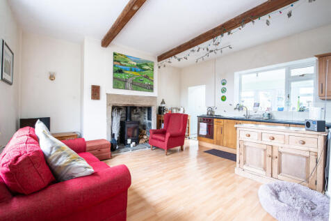 Lounge and Kitchen