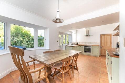 Dinign Kitchen