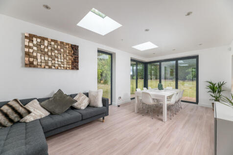 Family Dining Area