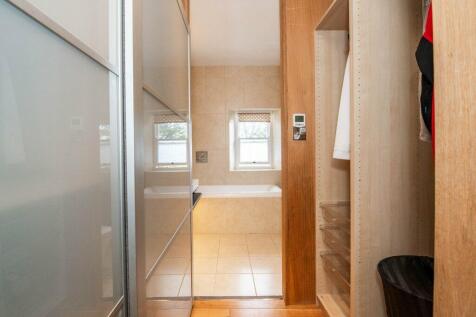 Walk In Wardrobe