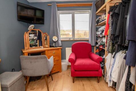 Bedroom 3/Dressing