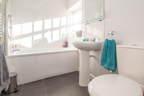 Ensuite/Bathroom